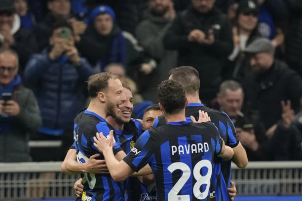 SPEKTAKL U LIGI ŠAMPIONA: Čekaju se još dva putnika u četvrtfinale!