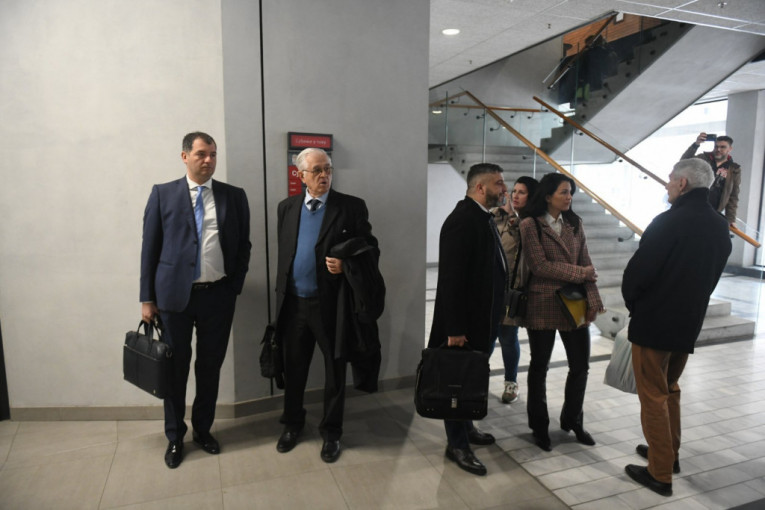 Advokati čekaju početak suđenja 
