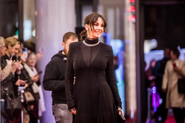 IMA SE, MOŽE SE: Na vratu Slobode Mićalović SIJA 30.000 EVRA!