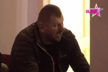 JANJUŠ SE UŽIVO OBRATIO PRODUKCIJI: Zahteva da se izvede iz rijalitija, trpi STRAVIČNE BOLOVE!
