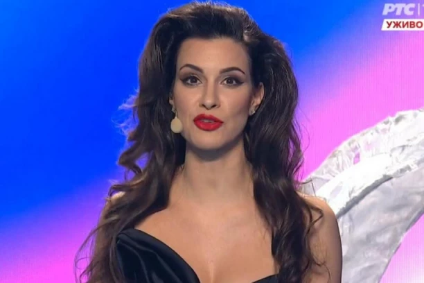 KOSJERINA NAPUSTILA RTS SA OVIM MUŠKARCEM: Voditeljka odmah nakon prenosa PZE njega uhvatila za RUKU!