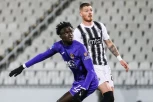 SENEGALAC UHVAĆEN U NEOČEKIVANOM IZDANJU: Napadač koji je namučio Partizan, pokazao i drugi talenat - mogao bi da uplovi i u manekenske vode! (FOTO GALERIJA)