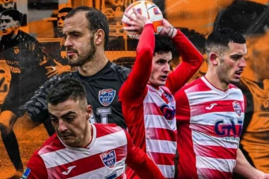 SVE JE SPREMNO ZA SPEKTAKL: Travnata podloga je u idealnom stanju - igrači će imati sve uslove da pruže maksimum! (FOTO GALERIJA)