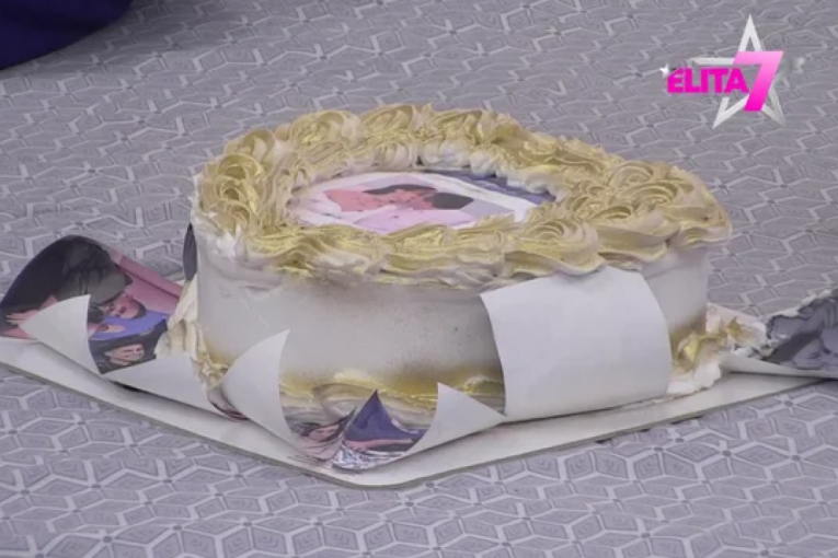 Bebica i Teodora dobili poklone Elita 7 Zadruga