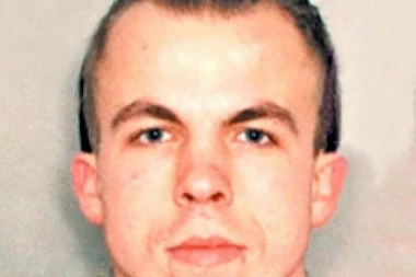 NAJGORI SEKTAŠKI ZLOČIN U SRBIJI! MALOM LUKI (5) i NJEGOVOM UJAKU (26) DELOVE TELA SKUPLJALI PO DUNAVU! Iskasapio ih sektaš iz Novih Banovaca!