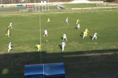 MINIMALAC DOVOLJAN ZA PRVU PROLEĆNU RADOST: Gol koji će podići mnogo prašine! Da li je pogodak "studenata" sporan? (VIDEO, ANKETA)