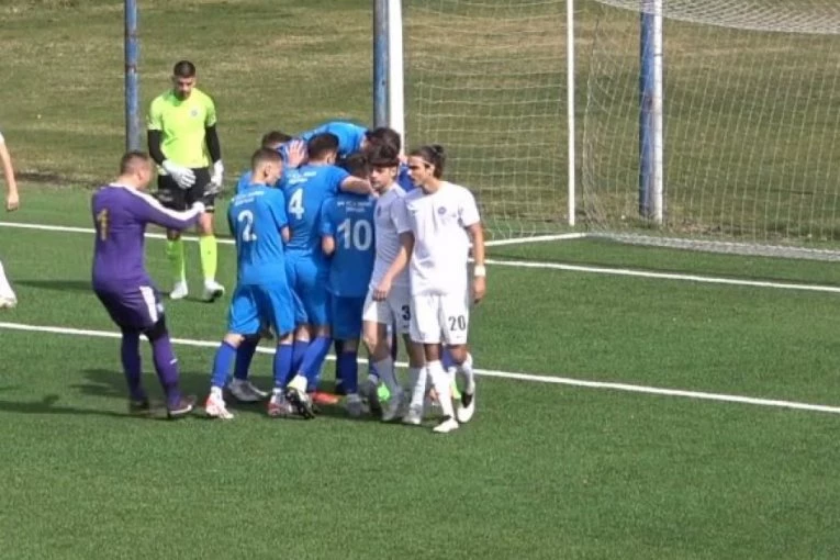 "OPTIČARI" ZALUTALI U NAJSTARIJEM JEZGRU PRESTONICE: Dorćolci šokirali "partizanove bebe" - minimalac dovoljan za prvu prolećnu trojku!