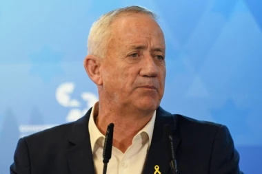 UPRKOS PROTIVLJENJU NETANIJAHUA: Beni Ganc stigao u zvaničnu posetu SAD, sastaće se sa najvišim državnim zvaničnicima