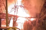 VELIKI POŽAR U NOVOM SADU! Vatra zahvatila celu zgradu i veoma brzo se širi! (VIDEO)