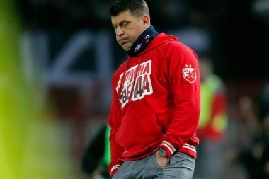 PARTIZAN I PAOK ZA MILOJA BAUK! Negativan bilans Zvezdinog trenera protiv crno-belih!