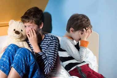 OČUH PRED NJIMA MLATARAO POLNIM ORGANOM I PRETIO IM, MAJKA IM GOVORILA DA ĆUTE I NIJE IM DAVALA DA JEDU! Šokantna presuda hrvatskog suda!