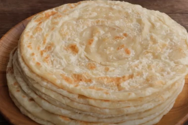 OVAKO TURCI SPREMAJU HLEB: Više liči na LEPINJE, filuju se po izboru i SVIMA se sviđaju!