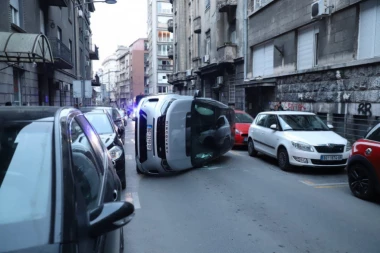 OTKRIVAMO! Džip se prevrnuo u Vlajkovićevoj zbog OVOGA - dete nije bilo u vozilu!