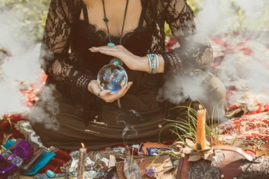 DVA HOROSKOPSKA ZNAKA NEKA SE SPREME ZA HAOS DO POLOVINE MARTA: Upozorenje je stiglo, ako TO ne urade stiže im KARMA!