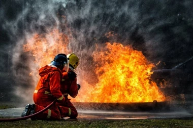 DRAMATIČNA SCENA NA KANAREVOM BRDU: Vatrogasci spasili situaciju!