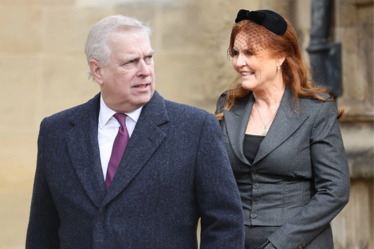 A OD SPECIJALNOG FINANSIJERA DŽAK PARA: Princ Endrju i Sara Ferguson primili više od MILION FUNTI iz Turske, evo i zašto