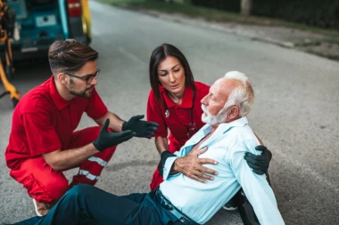 POVIŠEN NIVO OVOGA U KRVI DOVODI DO SRČANOG UDARA: Svi to ZANEMARE i pretrpe trajne posledice, ali postoji REŠENJE!