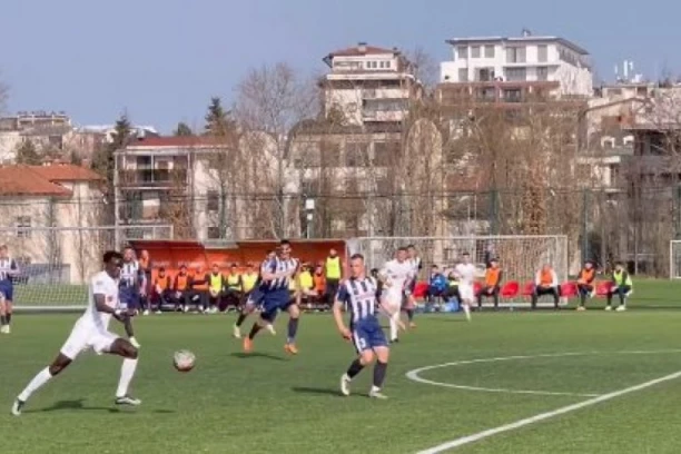 FUDBAL SE IGRA 90 MINUTA: Potpuni šok na Marakani - domaćin "prosuo" dva gola prednosti u samom finišu meča!