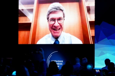 SRBIJA ĆE POMIRITI RUSIJU I EVROPU! Čuveni ekonomista Džefri Saks predvideo ishod sukoba!