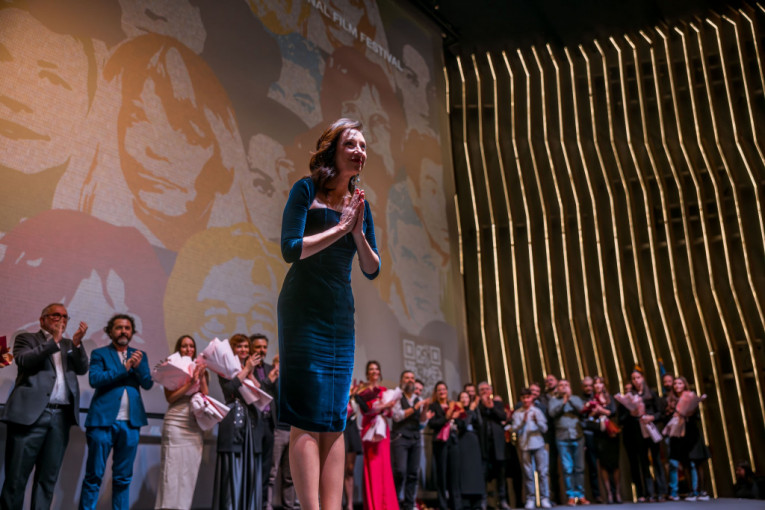 Paulina Manov na premijeri u MTS dvorani