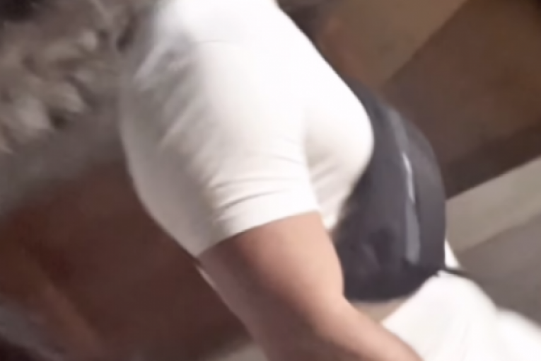 Nina Đogani sa dečkom