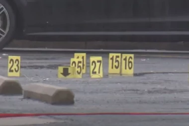 PUCNJAVA NA AUTOBUSKOJ STANICI: Nepoznati napadači otvorili vatru na srednjoškolce, dva tinejdžera u kritičnom stanju (VIDEO)