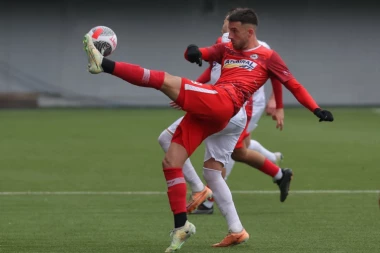 "TRAKTORISTI" ORU KA OPSTANKU: Luković GOLČINOM srušio Javor!