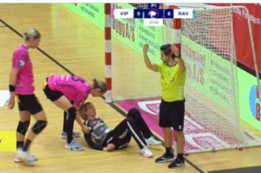 UŽAS U NORVEŠKOJ: Jedna od NAJBOLJIH RUKOMETAŠICA se SRUŠILA na terenu! Hitno prevezena u bolnicu!