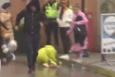 KAMERE ELITE USNIMILE JEZIVU SCENU: Takmičar se prosuo kao zvečka, a oko njega STAMPEDO!