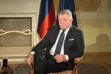ROBERT FICO OPERISAN! Otkriveno u kakvom je stanju! (VIDEO)