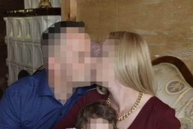 EVO ŠTA SU RADILI UBICA I NJEGOVA ŽENA PRE NEGO ŠTO JE ON ISKASAPIO NJENOG LJUBAVNIKA ZORANA! Pogledajte kako ljubi FATALNA PLAVUŠA, zbog koje je došlo do ZLOČINA u Rumi!(FOTO)