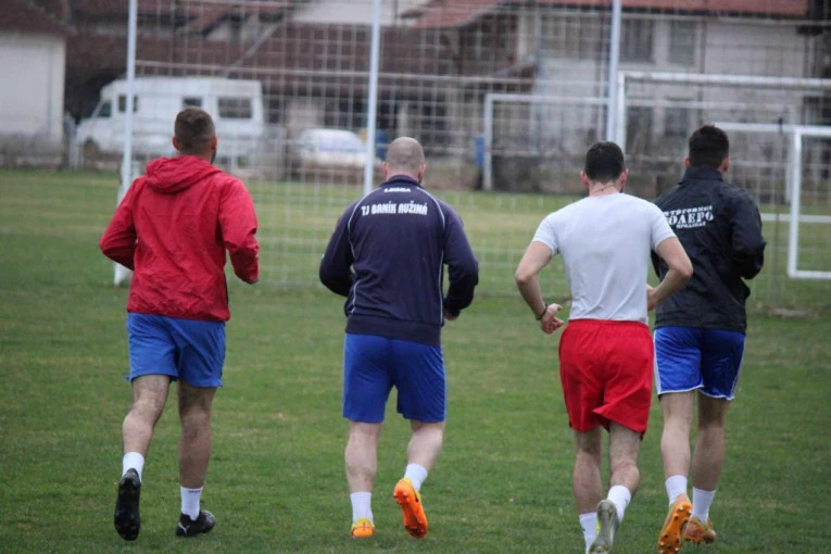 EKSKLUZIVNE FOTOGRAFIJE: Ovako izgleda trening kluba kojem još niko nije javio da "više ne postoji"! Istorija duga 104 godine je prohujala sa vihorom!