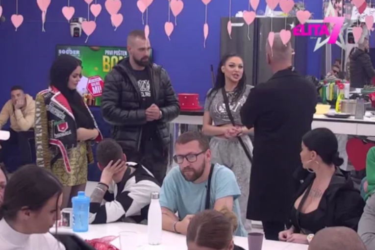 Maja Marinković, Jovana Cvijanović i Uroš Rajačić