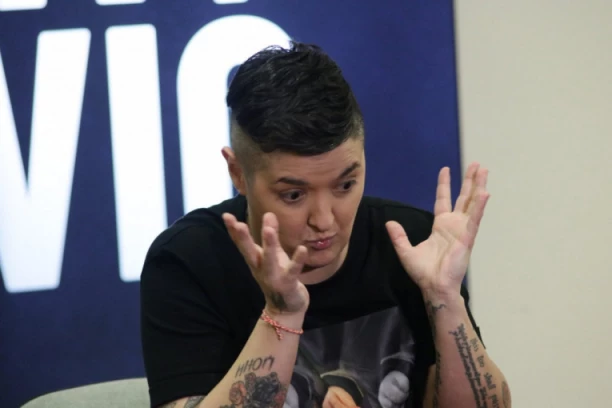 ZAKUCAVANJE MARIJE ŠERIFOVIĆ: Besna zbog pitanja o braku, više niko neće ni pomisliti da joj ovo spomene!