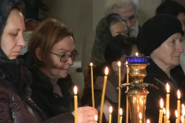 SERIJE NE TREBA GLEDATI TOKOM POSTA, A EVO ŠTA JE SA UTAKMICAMA! Otac Arsenije sve otkrio, ovo će mnoge iznenaditi!