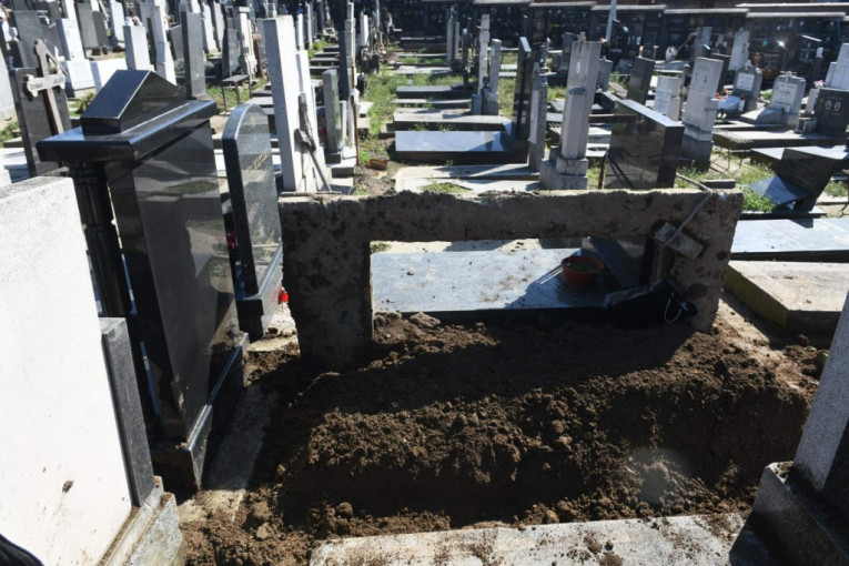 Sahrana Lava Petrovića Suvajdžića