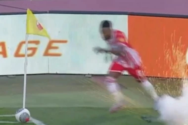 RUŽNE SCENE: Grobari gađali Kangu topovskim udarima!