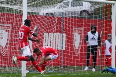 SAMO SE POBEDA RAČUNA: Podela plena NIJE OPCIJA - veliki derbi prvoligaškog karavana uživo na portalu Republika.rs!