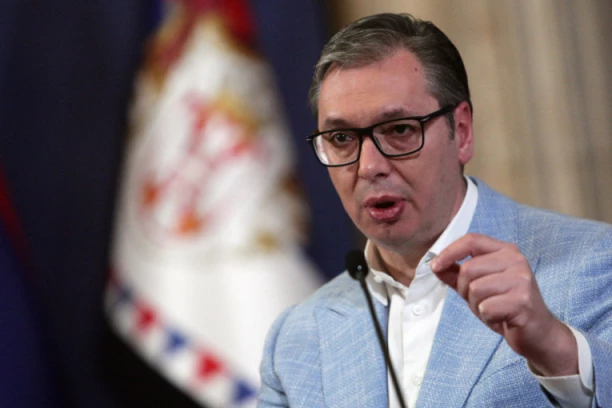 "SRBIJU I SRPSKI NAROD NE MOGU DA UPLAŠE, NIKADA NISU I NEĆE NIKADA" Moćna poruka predsednika Vučića iz Njujorka (FOTO)