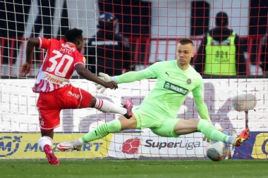 OGLASIO SE FK CRVENA ZVEZDA: Povod je VEČITI DERBI! Evo koliko KOŠTAJU KARTE i ko ima prednost!