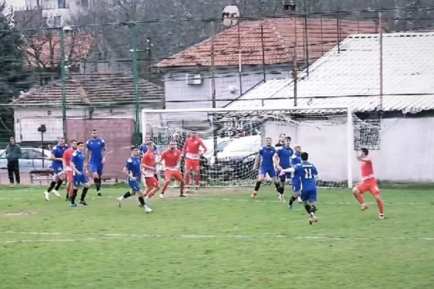 EVROGOL ZVEZDINOG VEZNJAKA IZAZVAO DELIRIJUM NA TRIBINAMA: Makazice kakve se retko viđaju - podela bodova kojom niko nije zadovoljan! (VIDEO)