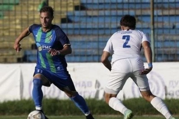 CENTARFOR RAVNE GORE BARAJEVO I U NASTAVKU SEZONE “REŠETA” RIVALE: Andreja Lazović het-trikom “nišani” viši rang!