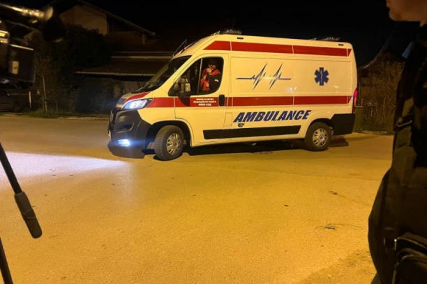 BIZARNA NEZGODA PRED KRAJ POLICIJSKOG UVIĐAJA U KUĆI GDE JE ŽENA UBIJENA BUŠILICOM! Forenzičara ujeo pas! STIŽE HITNA POMOĆ!