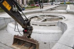 KOLIKO ĆE TRAJATI REKONSTRUKCIJA TRGA NIKOLE PAŠIĆA? Obuhvata kompletnu MODERNIZACIJU, a evo šta to podrazumeva: PLANIRA SE IZGRADNJA POTPUNO NOVE FONTANE OD KAMENA! (FOTO)