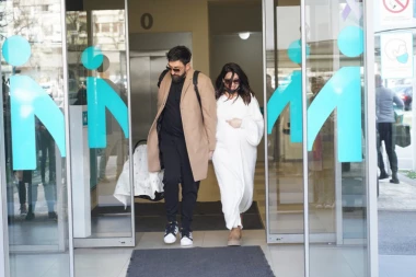 OGNJEN AMIDŽIĆ POKAZAO NA KOGA LIČI SIN PERUN: Sa Minom napustio porodilište, pa otkrio kakvo iznenađenje ih sada čeka!