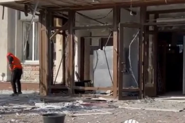 NOVI UKRAJINSKI NAPAD NA BELGOROD: Pogođena zgrada gradske administracije, ima žrtava (VIDEO)