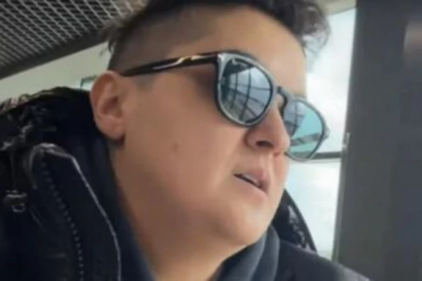 HITNO OGLAVAŠANJE MARIJE ŠERIFOVIĆ! U jeku DRAMATIČNIH PROTESTA pevačica napravila HAOS!