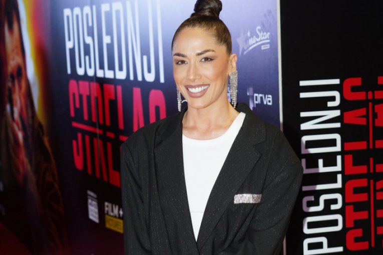 Milena Ćeranić, pevačica