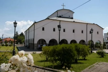 POKRAO EPARHIJSKI SEF, A SADA JE I OSUĐEN! Sestrić poznatog vladike ukrao 5 miliona dinara, EVO KOLIKA GA KAZNA ČEKA!