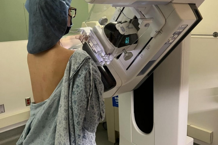 Olivija Mun boluej od raka dojke